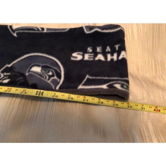 NFL SEATTLE SEAHAWKS  HANDMADE FLEECE SCARF  APPROX 60 X 6 UNISEX  BLUE - Picture 4 of 4